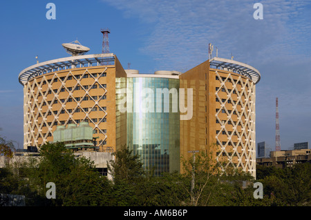 Publiez immeuble moderne de l'Hi Tech City Hyderabad Andhra Pradesh, Inde Banque D'Images