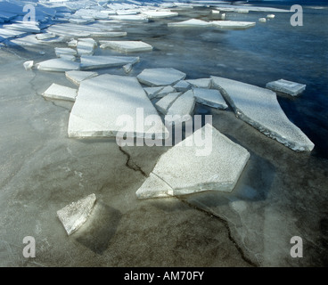 Des blocs de glace sur le lac de Chiem, Upper Bavaria, Bavaria, Germany Banque D'Images