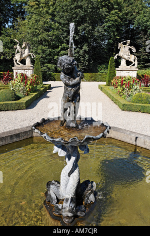 Jardins baroques, château à douves Anholt, Isselburg, Westpahlia, NRW, Allemagne Banque D'Images