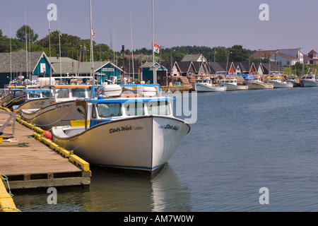 Les bateaux de pêche amarrés dans le port de North Rustico, Prince Edward Island, Canada Banque D'Images