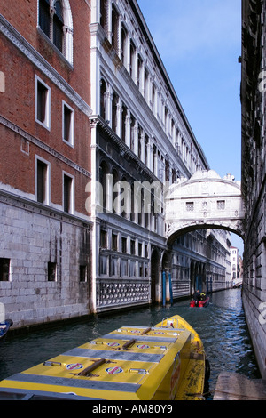 Seufzerbrücke, très connu sous pont, Venise, Italie Banque D'Images