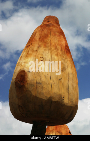 Sculpture en bois magic mushroom à Glastonbury Festival UK Banque D'Images