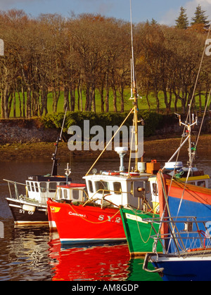 Les bateaux de pêche amarré Quai du Port de Cromwell Street Stornoway Stornoway Isle de Lewes Hébrides extérieures Hébrides en Écosse Banque D'Images