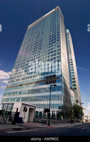 Siège mondial de la Barclays Bank One Churchill Place Canary Wharf Londres Banque D'Images
