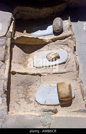 Des ruines indiennes magnifiquement préservé et les objets peuvent être vus dans le Parc National de Mesa Verde dans le sud-ouest américain. Banque D'Images