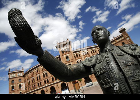 Matador Statue, Plaza de Toros Bullring, Madrid, Espagne Banque D'Images