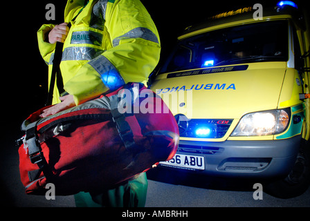 Pic martin phelps 170907 avonmouth bristol station incendie ambulance ambulancier Banque D'Images