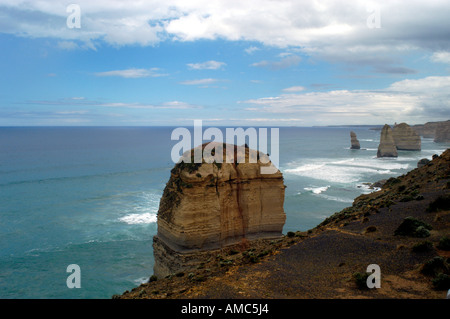 Douze Apôtres, un jour nuageux Banque D'Images