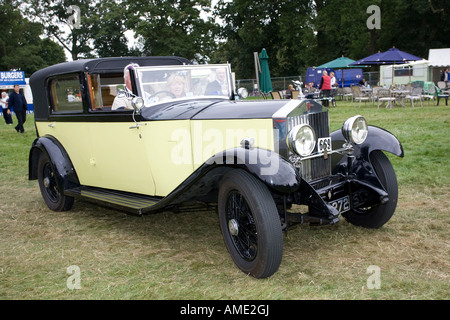 Jaune et Noir coupé Rolls Royce tourer Moreton Show 2007 UK Banque D'Images