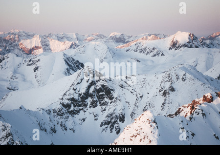 Coucher du soleil sur le sommet des montagnes Kuehtai, Autriche, Tyrol Banque D'Images