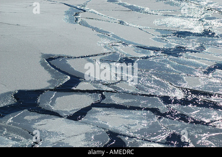 Briser des blocs de glace, l'Antarctique Banque D'Images