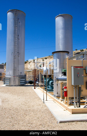 L'équipement de récupération de gaz méthane génère de l'électricité à un enfouissement sanitaire dans la région de Boise, Idaho. Banque D'Images