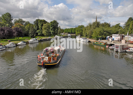 Maison de bateau sur la Tamise à Abingdon Banque D'Images