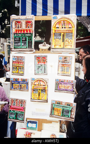 Peintures à vendre à la Place du Tertre, Montmartre, Paris, France Banque D'Images