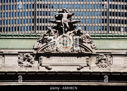 Réveil et Minerva, Hercules et le mercure des sculptures, la gare Grand Central Terminal, New York, USA Banque D'Images