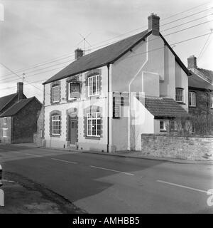 Cheval Blanc maison public Hazelbury Bryan Devon, Angleterre 1973 nombre 0015 pré Banque D'Images