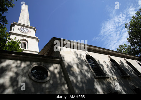 St Lukes church. Old Street, London, Londres, Angleterre Banque D'Images