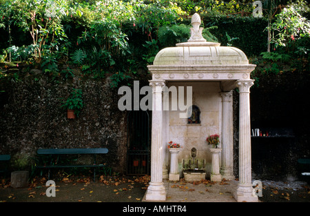 Portugal, Madère, Funchal, Monte bei Kapelle am Platz Largo da Fonte Banque D'Images