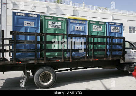 Miami Beach Florida,4th Street,portable toilettes,camion,camion,Johnny sur place, les visiteurs Voyage voyage touristique touristique sites touristiques cultu Banque D'Images