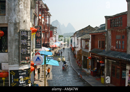 Célèbre et historique Rue de l'Ouest ou Xi Jie Yangshuo Chine Banque D'Images