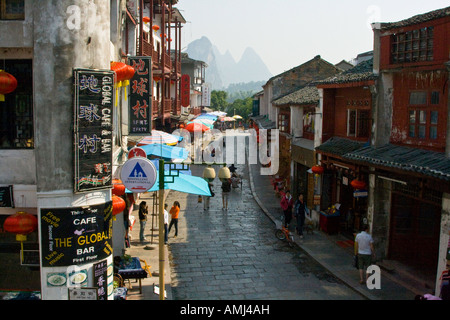 Célèbre et historique Rue de l'Ouest ou Xi Jie Yangshuo Chine Banque D'Images