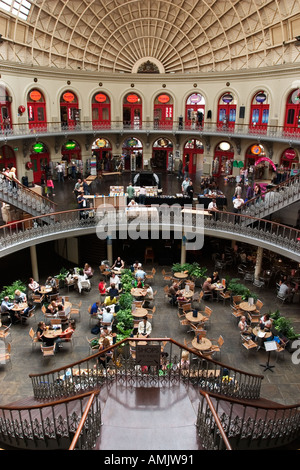 The Corn Exchange converti en un centre commercial de Leeds West Yorkshire Angleterre Banque D'Images