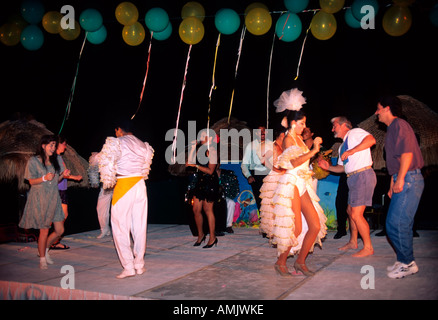 Mexique, Yucatan, Touristenshow im Hotel Fiesta Americana Banque D'Images