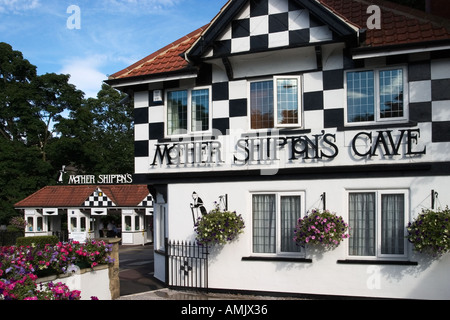 Entrée de grotte Shiptons mère principale attraction de Knaresborough North Yorkshire Angleterre Banque D'Images