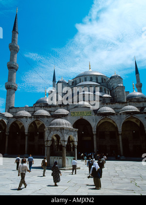 Istanbul Turquie Mosquée Bleue et visiteurs Banque D'Images