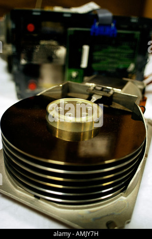 Un disque dur d'un ordinateur à l'antique Vintage Computer Festival, Munich, Allemagne Banque D'Images