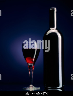 La vie encore Bouteille de vin rouge Banque D'Images