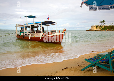 Bateaux de pêche à louer, excursions amusantes visites guidées et chartes de pêche bateau à louer  Pornprasert Chartered Fishing, Pattay, Thaïlande, Banque D'Images