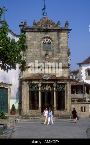 Braga - Ingreja S Joao do Souto et Capela da Casa dos Coimbras Banque D'Images