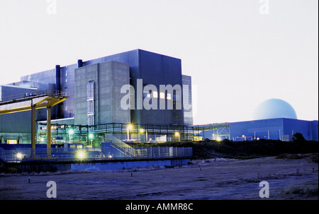 Un de Sizewell B et les centrales nucléaires, l'usine a cessé de produire de l'électricité en 2006, Suffolk, UK. Banque D'Images