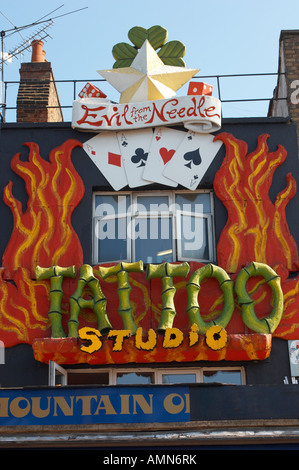 Tatouage signe. Londres Camden Lock Banque D'Images