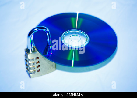 Cd-rom avec lock Banque D'Images