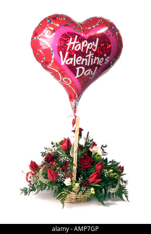 Affichage imprimé floral de roses rouges et des tulipes avec ballon en forme coeur rose avec logo 'Happy Valentines Day'' Banque D'Images