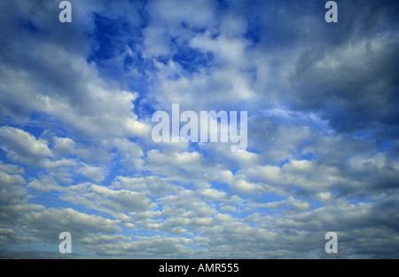 Altocumulus de jour formation Banque D'Images