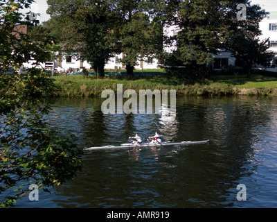 Racing Scull sur la Tamise, Staines, Middlesex, England, GB, UK, Banque D'Images