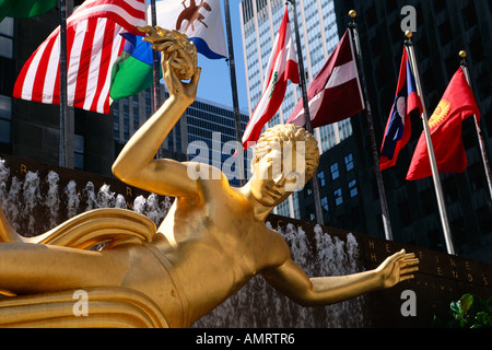 Statue de Prométhée, Rockefeller Center, New York, New York, USA Banque D'Images