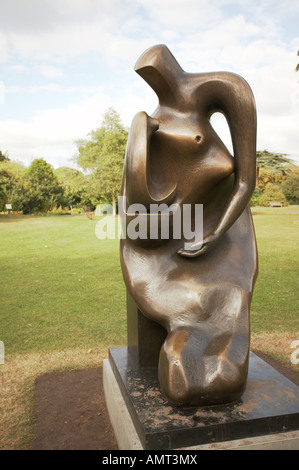 Henry Moore sculpture mère & Enfant Siège Bloc 1983-1984 Banque D'Images