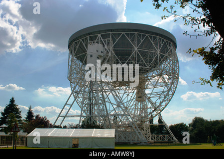 Le radiotélescope de Jodrell Bank. Banque D'Images