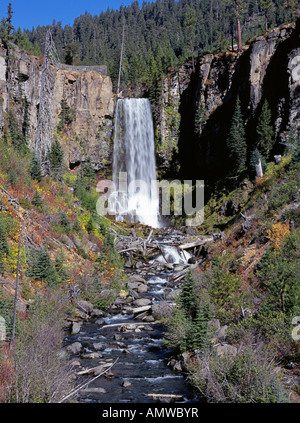 USA OREGON vue de Tumalo tombe sur le versant est de la chaîne des Cascades près de Bend oregon Banque D'Images