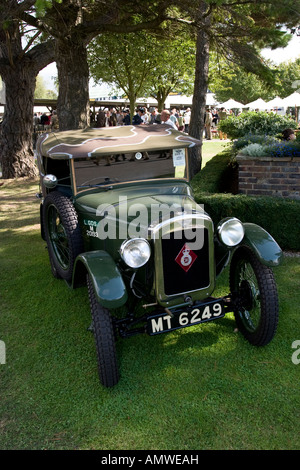 1929 Austin 7 copine Mulliner Scout Car sur l'affichage à Goodwood Revival, Sussex, UK. Banque D'Images