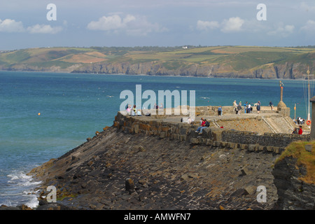 Mur du port New Quay Galles Ceredigion Banque D'Images