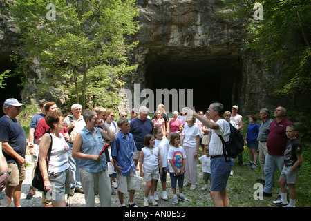 Alabama Madison County,Huntsville,Land Trust Trails,marche,faire de l'exercice,randonnée,trois 3 Grottes,avian,les visiteurs Voyage tourisme touristique landm Banque D'Images