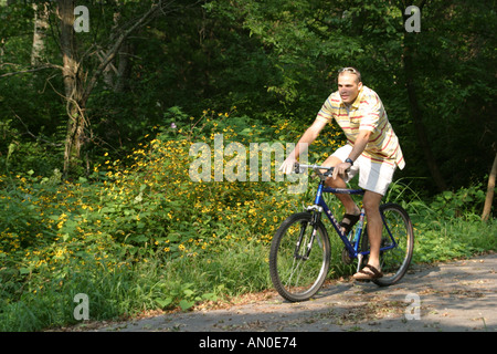 Alabama Madison County,Huntsville,Land Trust pistes cyclables et de randonnée pédestre, vélo, randonneurs, loisirs, nature, naturel, arbres, les visiteurs voyage tour touri Banque D'Images