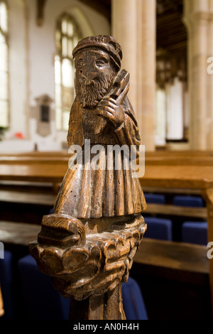 UK Suffolk Framlingham village l'église Holy Trinity hiver pew fin figure Banque D'Images