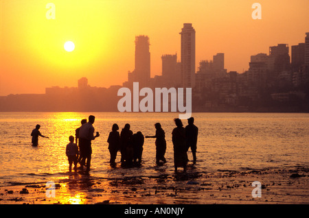 La plage de Chowpatty Bombay Mumbai l'État du Maharashtra Inde Asie Banque D'Images