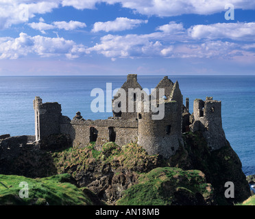 Le Château de Dunluce, Antrim, en Irlande du Nord, Royaume-Uni Banque D'Images